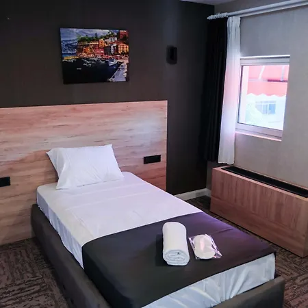 Siwiss Experess Hotel *